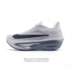 公司级 Nike耐克Zoom Fly 6 马拉松碳板跑步鞋男鞋Fn8455-001春新款男子Zoom Fly 6 Prm缓震轻便跑步鞋。这款鞋在继承了 Nike
