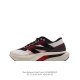 新百伦 [New Balance] Fresh Form 男女士运动鞋 厚底增高跑鞋，这款跑鞋不仅有着以大数据为基础的fresh Foam虎蜂大底，还有着独创的