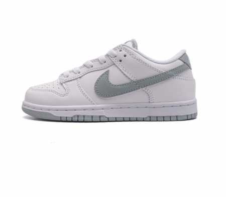 童鞋 耐克nike Dunk Low 板鞋 Sb系列经典百搭休闲运动板鞋加厚鞋舌的填充 使舒适性大大提升 同时也更方便穿脱中底部分则加入了脚感柔软舒适zooma - 点击图像关闭
