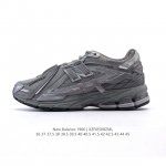 公司级 新百伦 New Balance M1906系列 复古运动鞋单品宝藏老爹鞋款。作为Nb最经典的档案鞋型之一，与 2一样，1906有着Nb最成熟的技术加持和