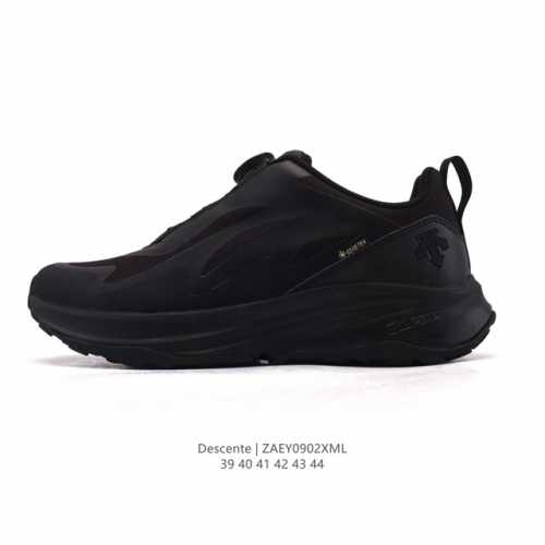 新品公司级 Descente 迪桑特Urban Outdoor系列男女款Traxis运动休闲鞋夏季新品。迪桑特的Core-Tex面料，轻薄又坚固，防水透气还防风