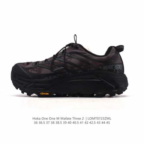 公司级 Hoka One One Mafate Three 2 男女子跑步鞋 越野跑新配色！采用 Mafate Speed 2 缓冲性良好的底部单元，搭载有快速