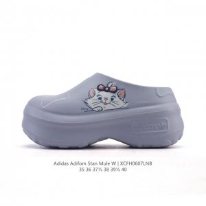 阿迪达斯 Adidas Adifom Hello Kitty 猫 蝴蝶结装饰品 夏季沙滩涉水百搭休闲拖凉拖鞋 超厚底增高 女鞋包头凉拖鞋。采用超轻95% 注塑