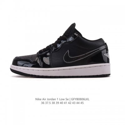 耐克 乔丹Air Jordan 1 Low Aj1 乔1 乔丹1代Aj1 低帮复古文化休闲运动篮球鞋。从1985 年面世的元年款汲取设计灵感，采用简洁大方的经典