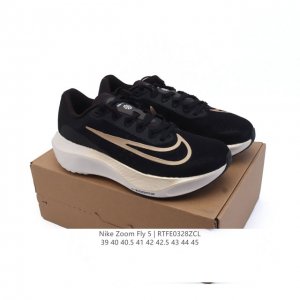 170 【公司级】耐克(Nike) Zoom Fly 5 运动鞋男士公路跑鞋竞速跑步鞋厚底增高老爹鞋。采用耐用的设计，不仅可以部署在您最喜欢的比赛的起跑线上，还