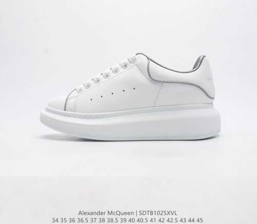 Alexandermcqueen 亚历山大 麦昆mcq 运动小白鞋厚底增高闪尾光滑牛皮平底鞋休闲鞋 时尚男女板鞋潮运动鞋 火爆到大街小巷无人不知 无人不晓的境界