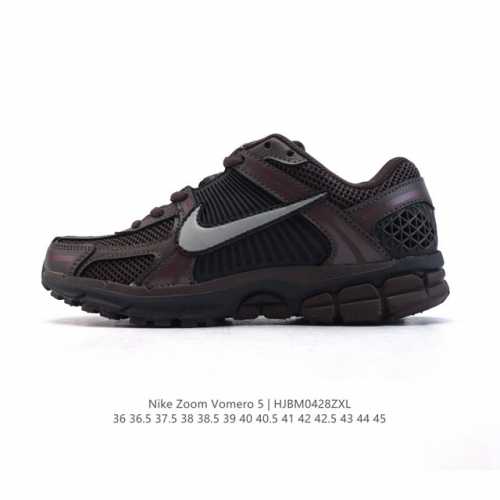nike 耐克夏季 Zoom Vomero 5 运动鞋休闲训练跑步鞋。Nike Zoom Vomero 5 男女子运动鞋妥帖包覆足部，提供透气支撑效果。耐穿材料