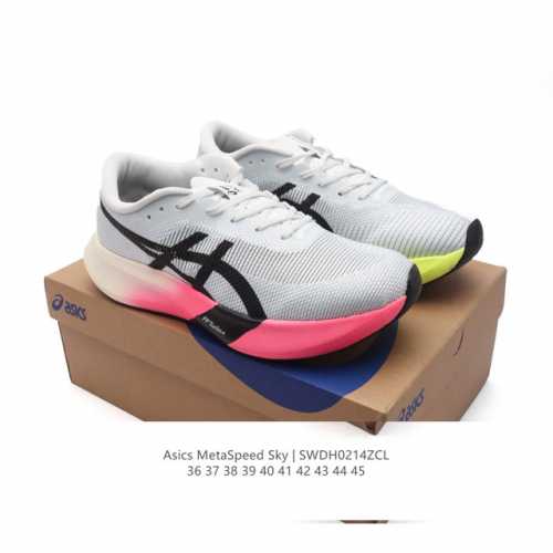 Asics亚瑟士全新碳板竞速跑鞋，Metaspeed Sky马拉松缓震跑步鞋 亚瑟士Asics Metaspeed Sky 是一款专业级出色的碳纤维板跑步鞋，具