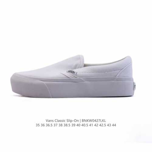 万斯 Vans 中性Classic Slip-On 帆布鞋 硫化板鞋 休闲低帮 运动鞋。Vans的棋盘格鞋款千千万，但Slip-On系列绝对是经典中的经典，松弛