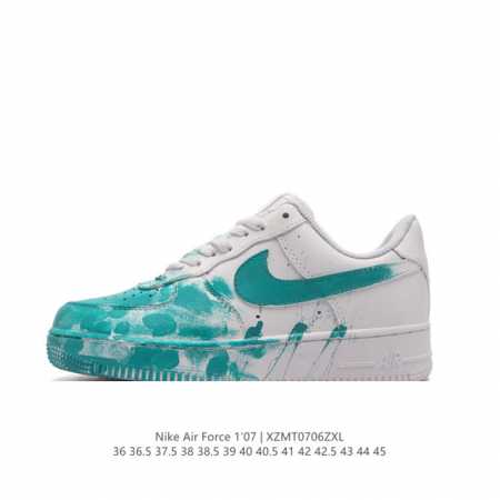 耐克 Nike Air Force 1 '07 Low 空军一号含气垫 绿色漆 低帮百搭厚底增高休闲运动板鞋。柔软、弹性十足的缓震性能和出色的中底设计，横跨复古 - 点击图像关闭