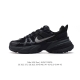 Nike 耐克 V2K Run 减震防滑 复古低帮运动跑步鞋 超火复古跑鞋，采用太空革组合呼吸网眼布鞋面材质，搭载正确4层组合底模，嵌入tpu加固稳定模块,双层