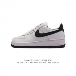 耐克 Nike Air Force 1 '07 Low 空军一号含气垫 低帮百搭厚底增高休闲运动板鞋 小白鞋 。柔软、弹性十足的缓震性能和出色的中底设计，横跨复