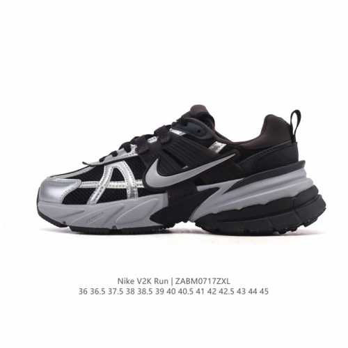 公司级 Nike 耐克 V2K Run 减震防滑 复古低帮运动跑步鞋 超火复古跑鞋，采用太空革组合呼吸网眼布鞋面材质，搭载正确4层组合底模，嵌入Tpu加固稳定模