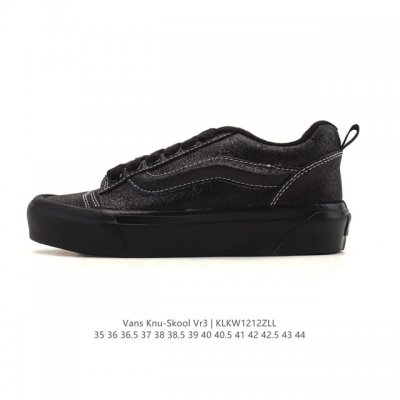 万斯 Vans Knu-Skool Vr3 Lx 面包鞋皮革拼接鞋面。坎普尔 茱利安系列低帮复古硫化休闲运动板鞋“肥胖版大Logo”要说整个 年最为热门的鞋型之
