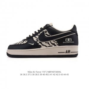 公司级 耐克 Nike Air Force 1 '07 Low 空军一号含气垫 小白鞋 低帮百搭厚底增高休闲运动板鞋。柔软、弹性十足的缓震性能和出色的中底设计，
