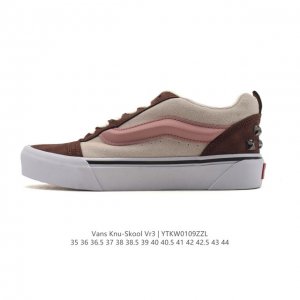 万斯 Vans Knu-Skool Vr3 Lx 面包鞋皮革拼接鞋面。坎普尔 茱利安系列低帮复古硫化休闲运动板鞋“肥胖版大Logo”要说整个 年最为热门的鞋型之