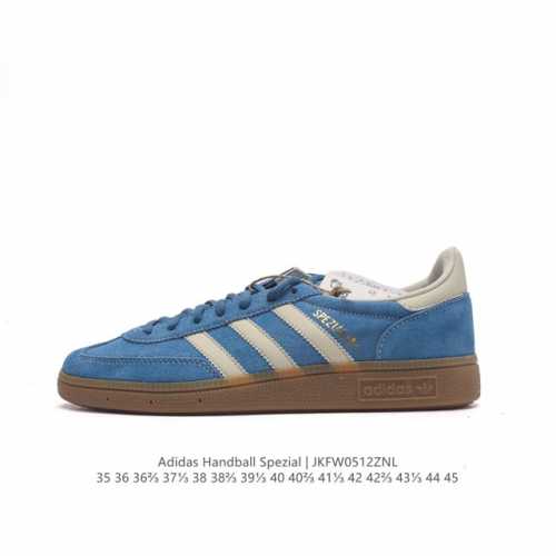 阿迪达斯 Adidas Handball Spezial 三叶草学院风复古休闲板鞋 德训鞋 橡胶底柔软皮革经典运动鞋板鞋。圆头、缝合拼接设计、正面绑带、鞋舌部位