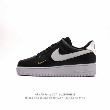 耐克 Nike Air Force 1 '07 Low 空军一号含气垫 低帮百搭厚底增高休闲运动板鞋。柔软、弹性十足的缓震性能和出色的中底设计，横跨复古与现代的 - 点击图像关闭