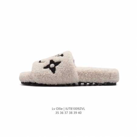 Lv 路易威登 Louis Vuitton 毛茸茸系列毛绒女士复古平底露趾冬季拖鞋 羊绒lv字母logo 时尚女士棉拖鞋一字拖 人造羊毛革 拖鞋式凉鞋 Lv徽标 - 点击图像关闭