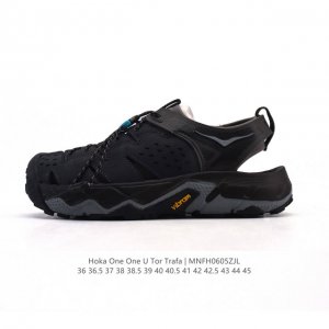 新品公司级 Hoka One One Tor Trafa 溯溪鞋 舒适百搭 防滑透气 沙滩凉鞋 设计:镂空的设计，涉水也不在话下，而且还易干！性价比:这个价位妥