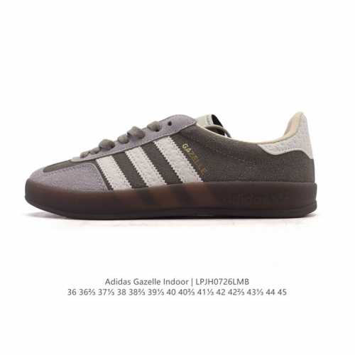 特价公司级 阿迪达斯 Adidas Originals Gazelle Indoor复古三叶草防滑透明橡胶板鞋经典运动鞋。这款经典鞋,忠于原版设计,缀撞色三条纹