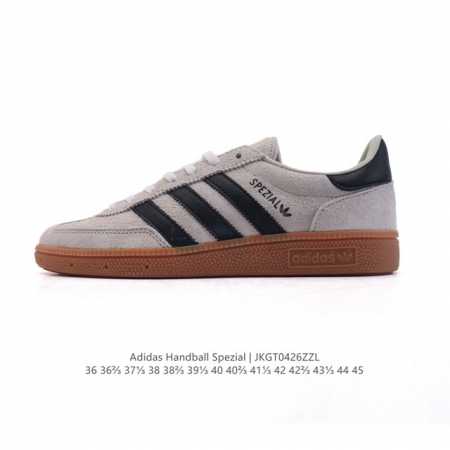 阿迪达斯 Adidas Handball Spezial 低帮三叶草学院风复古休闲板鞋 德训鞋 橡胶底柔软皮革经典运动鞋板鞋。圆头、缝合拼接设计、正面绑带、鞋舌 - 点击图像关闭