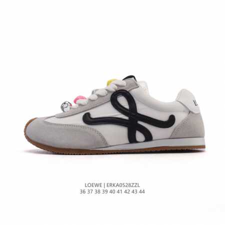 loewe 罗意威 Ballet Runner 皮革织物拼接 简约圆头 系带 低帮 运动休闲鞋这双鞋是Loewe新发布的Ballet Runner 2.0 被誉 - 点击图像关闭