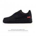 真标 耐克 Nike Air Force 1 '07 Low 空军一号含气垫 小白鞋 低帮百搭厚底增高休闲运动板鞋。柔软、弹性十足的缓震性能和出色的中底设计，横