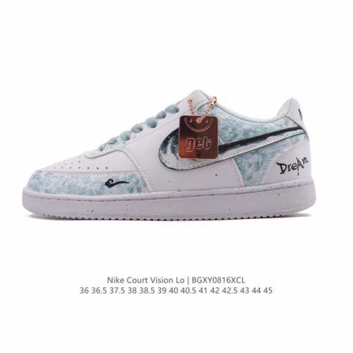 公司级 耐克Nike Court Vision Low 校园风低帮复古篮球板鞋男女运动鞋 解构绑带 双鞋带。延续80年代复古篮球鞋，添加学院风细节。皮革组合鞋面