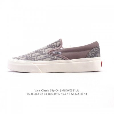 万斯 Vans 中性Classic Slip-On 迪奥联名 帆布鞋 硫化板鞋 休闲低帮 运动鞋 Vans的鞋款千千万 但Slip-On系列绝对是经典中的经典