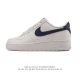 耐克 Nike Air Force 1 '07 Low 空军一号含气垫 低帮 小白鞋 百搭厚底增高休闲运动板鞋。柔软、弹性十足的缓震性能和出色的中底设计，横跨复
