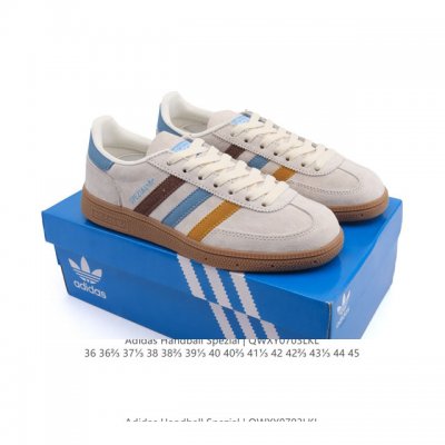 性价比版本 阿迪达斯 Adidas Handball Spezial 低帮三叶草学院风复古休闲板鞋 德训鞋 橡胶底柔软皮革经典运动鞋板鞋。圆头、缝合拼接设计、正