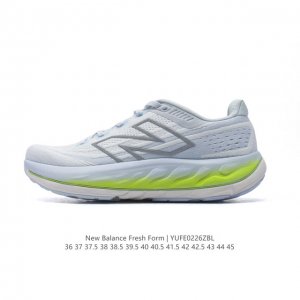 公司级 新百伦 [New Balance] Fresh Form 男女士运动鞋 厚底增高老爹跑鞋，这款跑鞋不仅有着以大数据为基础的Fresh Foam虎蜂大底，