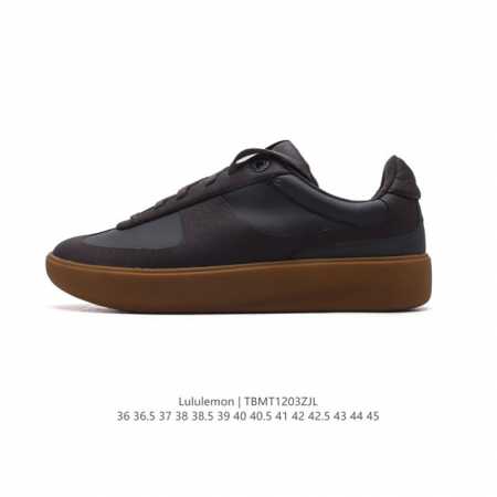 公司级 Lululemon Cityverse 露露乐蒙 板鞋 白色，Lulu家的第一双男女款板鞋，做的真心不错，颜值挺高的，上脚很轻盈，脚感还算舒适，整体以白 - 点击图像关闭