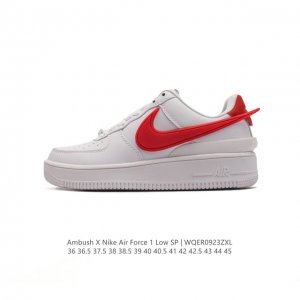 耐克 空军一号 Af1 低帮休闲板鞋 Ambush X Nk Air Force 7 Low Sp 空军一号联名标志性的swoosh延伸至鞋跟之外，鞋舌和鞋垫上