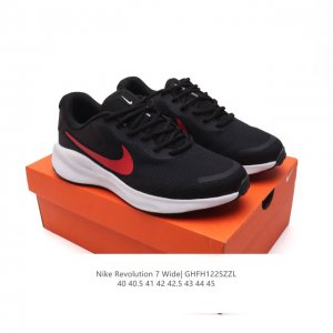 耐克 Nike Revolution 7 Wide 公路跑步鞋 宽版 厚底增高老爹鞋透气网面运动鞋。采用柔软缓震设计，具有出色支撑力，为你开启跑步新境界。这款公