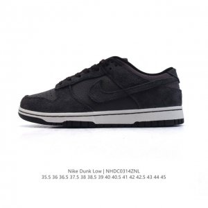 210 【公司级】耐克 Nike Dunk Low Retro 运动鞋 2025年新款 经典复古板鞋。作为 80 年代经典篮球鞋款，起初专为硬木球场打造，后来成