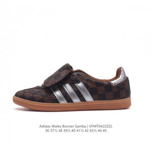 阿迪达斯 Adidas Samba新款 德训鞋 时尚休闲运动板鞋- Wales Bonner 的 Adidas Samba “Studded”亮相，Adidas