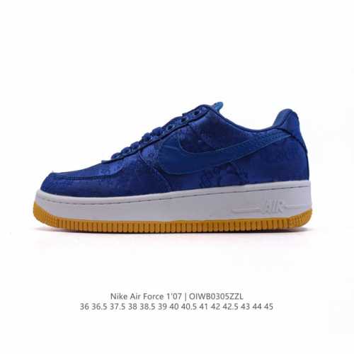 耐克 空军一号 Af1厚底增高运动板鞋 经典低帮百搭休闲运动板鞋“丝绸”以丝绸面料包覆鞋面，于其中注入中国风纹路和刺绣设计，最后搭载橡胶大底增添细节和耐用度。柔