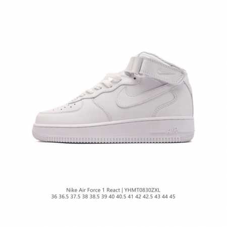 耐克 Nike Air Force 1 '07 Low 空军一号含气垫 高帮百搭厚底增高休闲运动板鞋。柔软、弹性十足的缓震性能和出色的中底设计，横跨复古与现代的 - 点击图像关闭