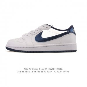 公司级 真标 耐克 乔丹Air Jordan 1 Low Aj1 乔1 乔丹1代Aj1 低帮复古文化休闲运动篮球鞋。该鞋款从 1985 年元年款汲取设计灵感，焕