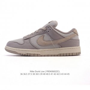 耐克 Nike Dunk Low Retro 运动鞋复古板鞋。作为 80 年代经典篮球鞋款，起初专为硬木球场打造，后来成为席卷街头的时尚标杆，现以经典细节和复古