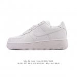 真标 耐克 Nike Air Force 1 '07 Low 空军一号含气垫 小白鞋 低帮百搭厚底增高休闲运动板鞋。柔软、弹性十足的缓震性能和出色的中底设计，横