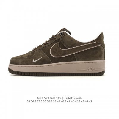 耐克 Nike Air Force 1 '07 Low 空军一号含气垫 低帮小白鞋 百搭厚底增高休闲运动板鞋。柔软、弹性十足的缓震性能和出色的中底设计，横跨复古
