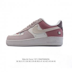 耐克 Nike Air Force 1 '07 Low 空军一号含气垫 小白鞋 低帮百搭厚底增高休闲运动板鞋。柔软、弹性十足的缓震性能和出色的中底设计，横跨复古