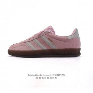 公司级 阿迪达斯 Adidas Originals Gazelle Indoor 复古三叶草防滑透明橡胶板鞋经典运动鞋。这款经典鞋,忠于原版设计,缀撞色三条纹和