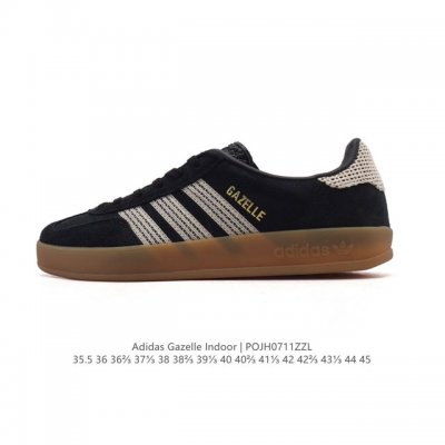 阿迪达斯 Adidas Originals Gazelle Indoor复古三叶草防滑透明橡胶板鞋经典运动鞋。这款经典鞋,忠于原版设计,缀撞色三条纹和鞋跟饰片。