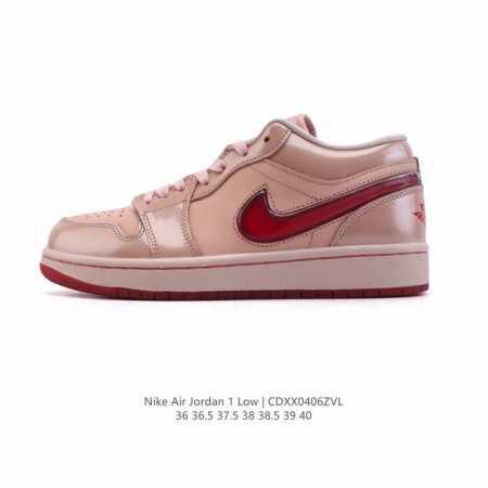 公司级 耐克 乔丹Air Jordan 1 Low Aj1 乔1 乔丹1代Aj1 低帮复古文化休闲运动篮球鞋，从1985 年面世的元年款汲取设计灵感，采用简洁大 - 点击图像关闭