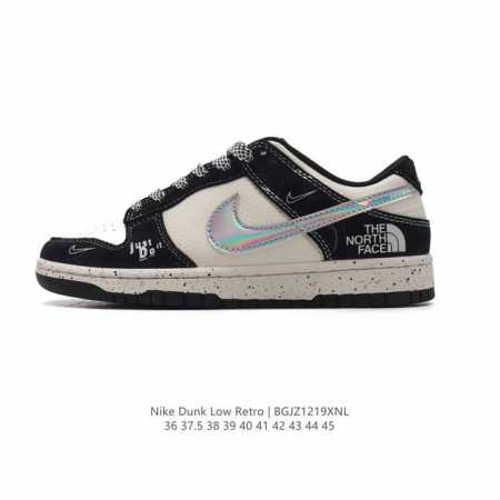 公司级 耐克 Nike Dunk Low Retro 运动鞋复古板鞋 北脸 北面联名。作为 80 年代经典篮球鞋款，起初专为硬木球场打造，后来成为席卷街头的时尚 - 点击图像关闭