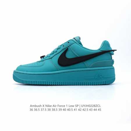 高品质 耐克 空军一号 Af1 低帮休闲板鞋 Ambush X Nk Air Force 1'07 Low Sp 空军一号联名标志性的Swoosh延伸至鞋跟之外 - 点击图像关闭